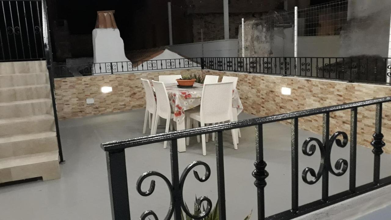 A Casa Di Monia Villa Felline ภายนอก รูปภาพ