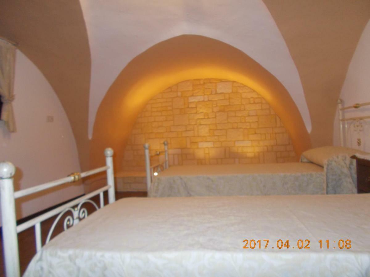 A Casa Di Monia Villa Felline ภายนอก รูปภาพ